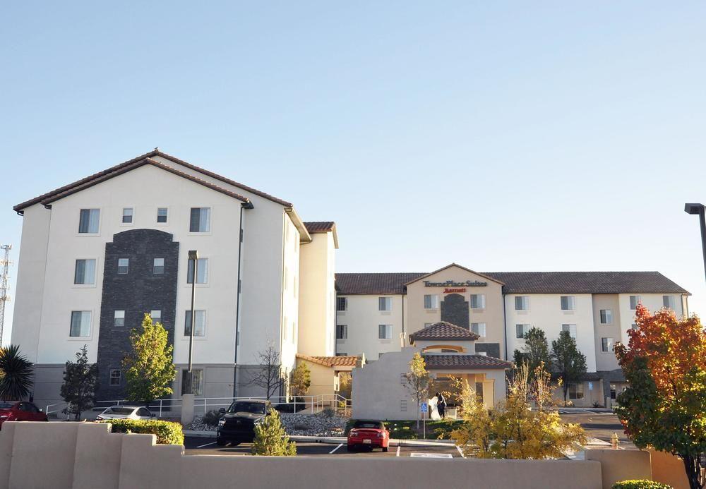 Towneplace Suites By Marriott Albuquerque Airport Exterior photo