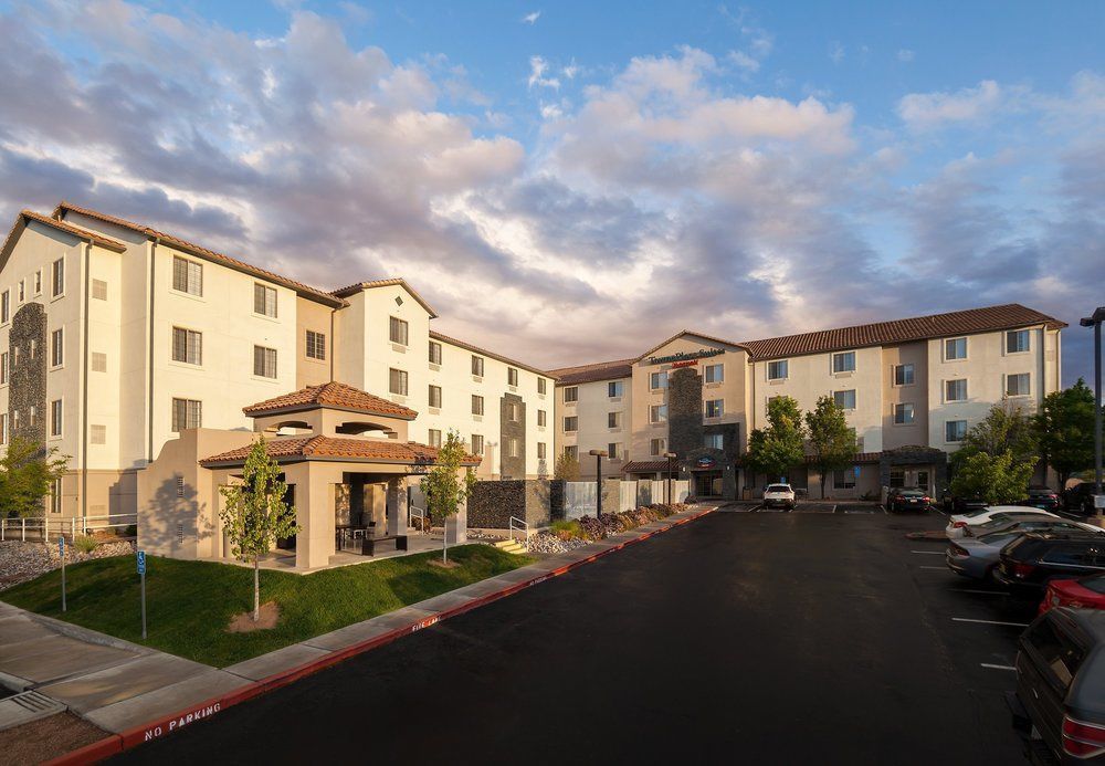 Towneplace Suites By Marriott Albuquerque Airport Exterior photo